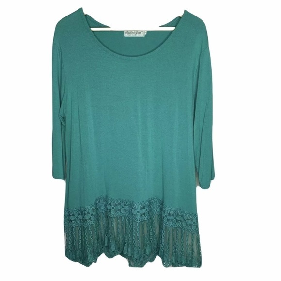 Southern Grace Tops - Southern Grace Womens Fringed Blouse Size Large
